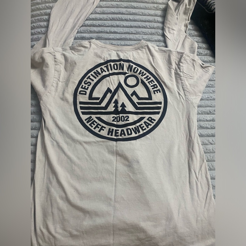 Long sleeve tee